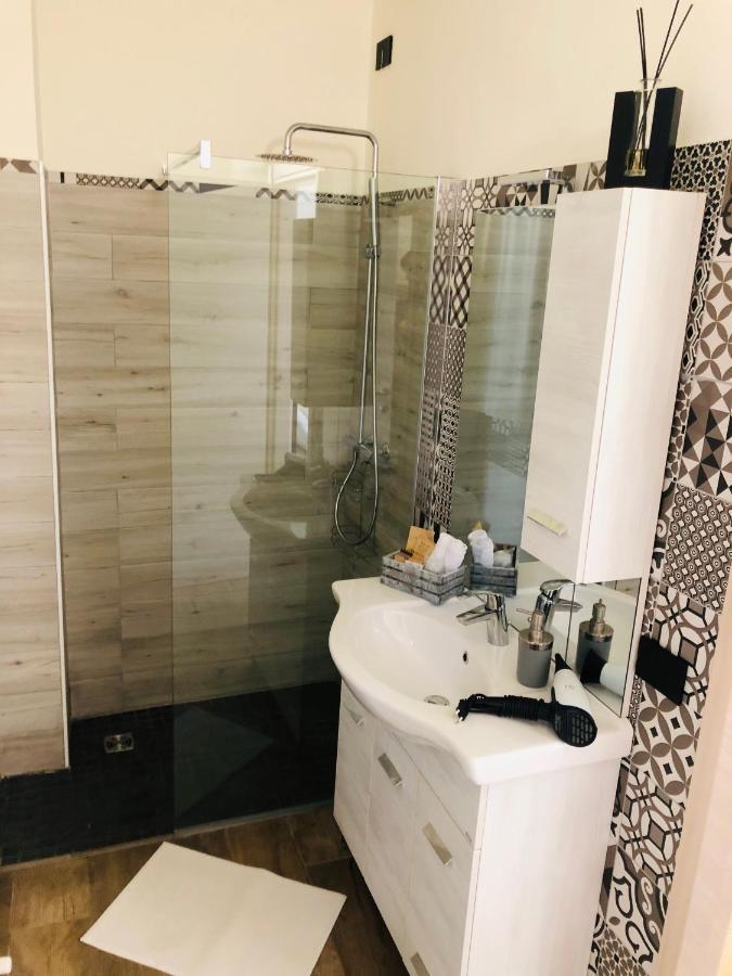 B&B Tenuta Legnate Sesto Calende Extérieur photo